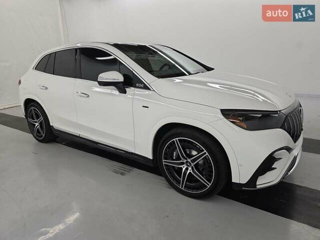 Белый Мерседес EQE SUV, объемом двигателя 0 л и пробегом 9 тыс. км за 77000 $, фото 4 на Automoto.ua