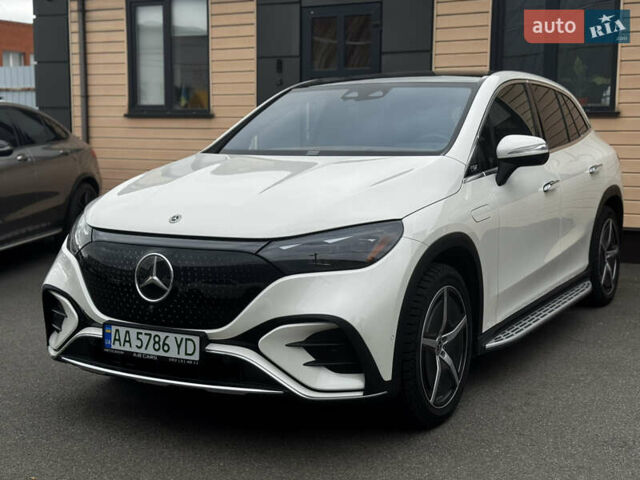 Белый Мерседес EQE SUV, объемом двигателя 0 л и пробегом 18 тыс. км за 49900 $, фото 5 на Automoto.ua