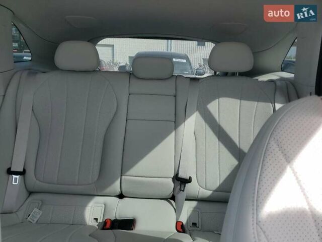 Белый Мерседес EQE SUV, объемом двигателя 0 л и пробегом 32 тыс. км за 25000 $, фото 9 на Automoto.ua