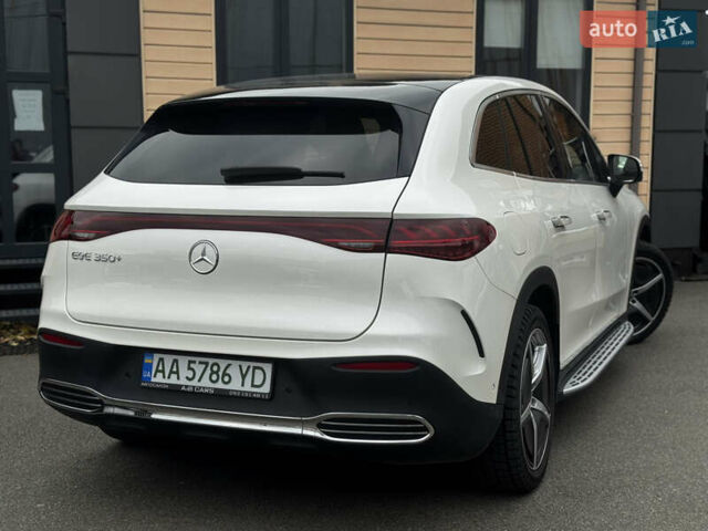 Белый Мерседес EQE SUV, объемом двигателя 0 л и пробегом 18 тыс. км за 49900 $, фото 13 на Automoto.ua
