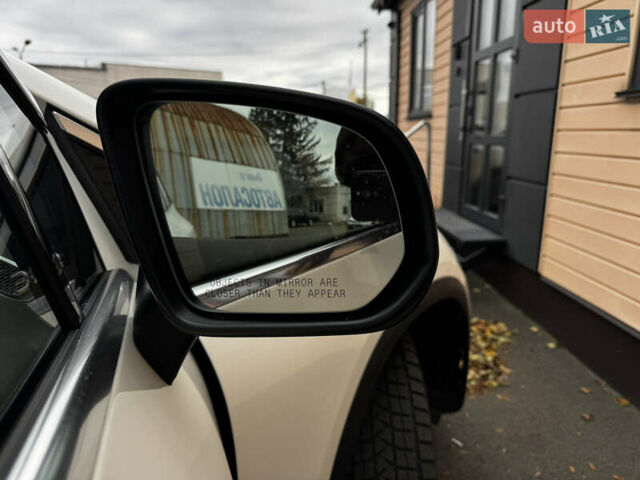 Белый Мерседес EQE SUV, объемом двигателя 0 л и пробегом 18 тыс. км за 49900 $, фото 29 на Automoto.ua