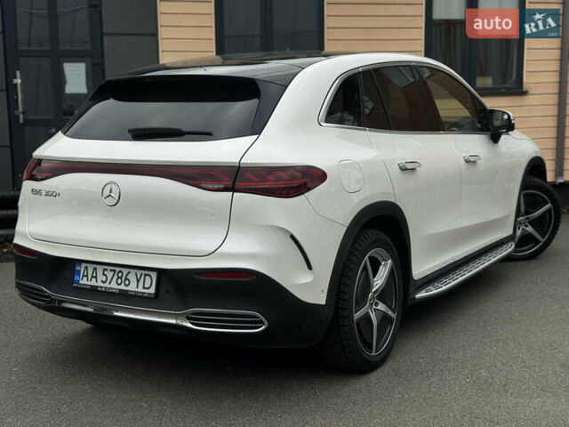 Белый Мерседес EQE SUV, объемом двигателя 0 л и пробегом 18 тыс. км за 49900 $, фото 12 на Automoto.ua