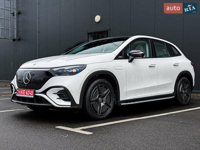 Белый Мерседес EQE SUV, объемом двигателя 0 л и пробегом 4 тыс. км за 76850 $, фото 2 на Automoto.ua
