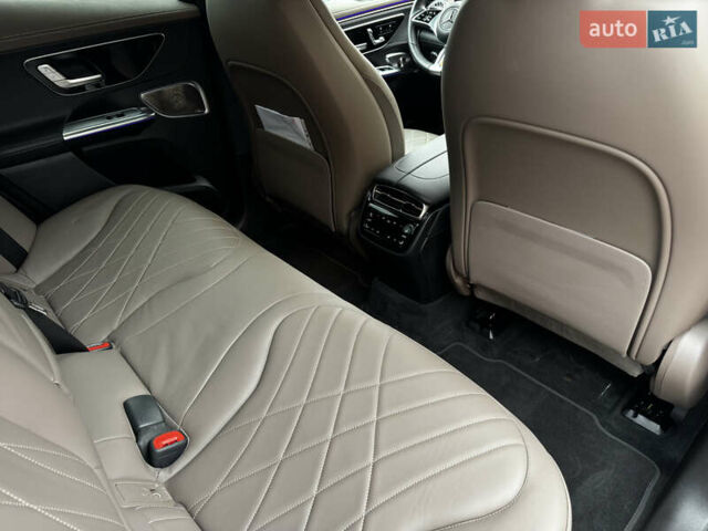 Белый Мерседес EQE SUV, объемом двигателя 0 л и пробегом 18 тыс. км за 49900 $, фото 28 на Automoto.ua