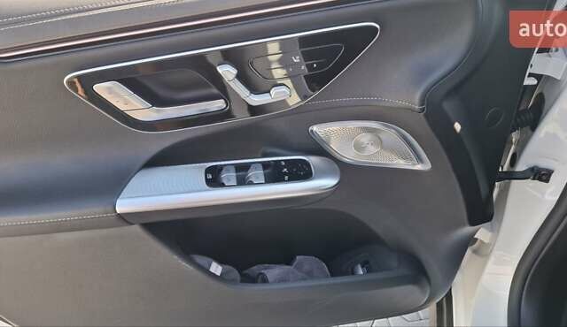 Белый Мерседес EQE SUV, объемом двигателя 0 л и пробегом 23 тыс. км за 52000 $, фото 8 на Automoto.ua