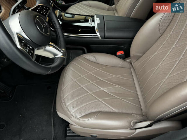 Белый Мерседес EQE SUV, объемом двигателя 0 л и пробегом 18 тыс. км за 49900 $, фото 36 на Automoto.ua