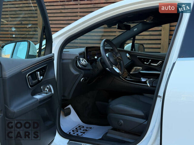 Білий Мерседес EQE SUV, об'ємом двигуна 0 л та пробігом 24 тис. км за 55000 $, фото 17 на Automoto.ua
