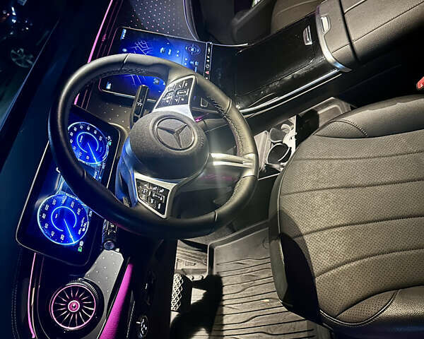 Белый Мерседес EQE SUV, объемом двигателя 0 л и пробегом 17 тыс. км за 52500 $, фото 51 на Automoto.ua