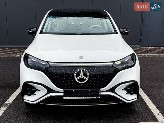 Белый Мерседес EQE SUV, объемом двигателя 0 л и пробегом 4 тыс. км за 76850 $, фото 5 на Automoto.ua