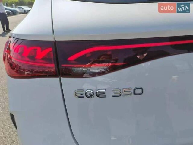 Белый Мерседес EQE SUV, объемом двигателя 0 л и пробегом 9 тыс. км за 43000 $, фото 8 на Automoto.ua