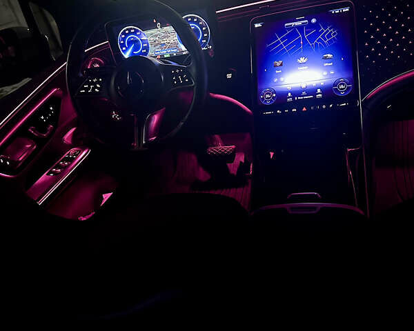 Белый Мерседес EQE SUV, объемом двигателя 0 л и пробегом 10 тыс. км за 54000 $, фото 47 на Automoto.ua