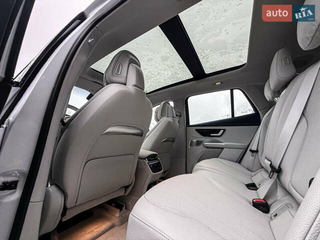 Белый Мерседес EQE SUV, объемом двигателя 0 л и пробегом 4 тыс. км за 76850 $, фото 22 на Automoto.ua