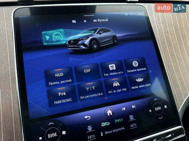 Белый Мерседес EQE SUV, объемом двигателя 0 л и пробегом 18 тыс. км за 49900 $, фото 47 на Automoto.ua