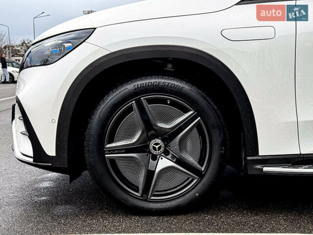 Белый Мерседес EQE SUV, объемом двигателя 0 л и пробегом 4 тыс. км за 76850 $, фото 10 на Automoto.ua