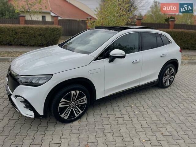 Белый Мерседес EQE SUV, объемом двигателя 0 л и пробегом 23 тыс. км за 46900 $, фото 4 на Automoto.ua