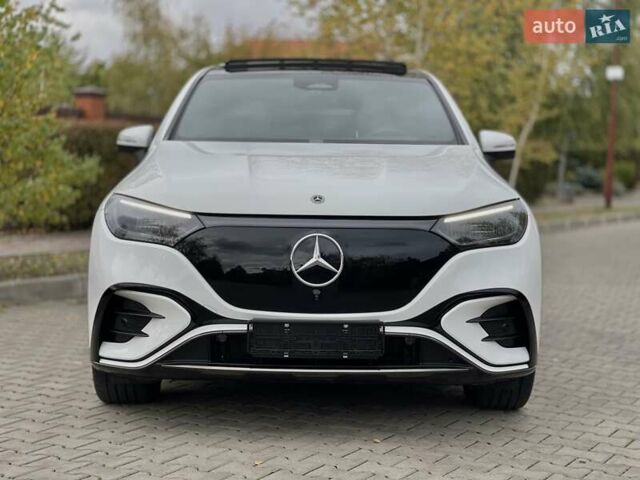 Белый Мерседес EQE SUV, объемом двигателя 0 л и пробегом 23 тыс. км за 46900 $, фото 5 на Automoto.ua