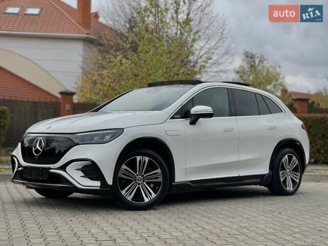 Белый Мерседес EQE SUV, объемом двигателя 0 л и пробегом 23 тыс. км за 46900 $, фото 3 на Automoto.ua