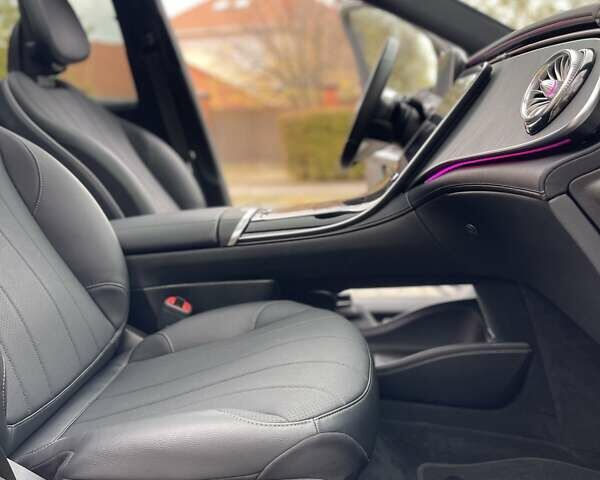 Белый Мерседес EQE SUV, объемом двигателя 0 л и пробегом 23 тыс. км за 46900 $, фото 22 на Automoto.ua