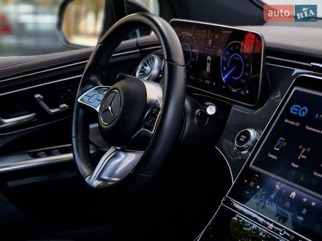 Чорний Мерседес EQE SUV, об'ємом двигуна 0 л та пробігом 47 тис. км за 46990 $, фото 58 на Automoto.ua
