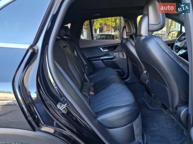 Чорний Мерседес EQE SUV, об'ємом двигуна 0 л та пробігом 47 тис. км за 46990 $, фото 59 на Automoto.ua