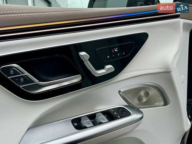 Черный Мерседес EQE SUV, объемом двигателя 0 л и пробегом 2 тыс. км за 54900 $, фото 17 на Automoto.ua