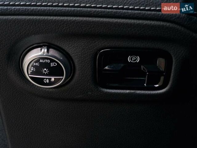 Чорний Мерседес EQE SUV, об'ємом двигуна 0 л та пробігом 28 тис. км за 51990 $, фото 68 на Automoto.ua