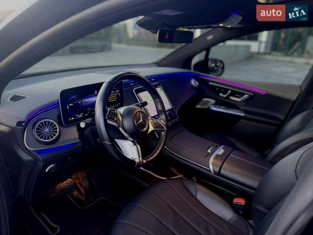 Черный Мерседес EQE SUV, объемом двигателя 0 л и пробегом 22 тыс. км за 49900 $, фото 16 на Automoto.ua