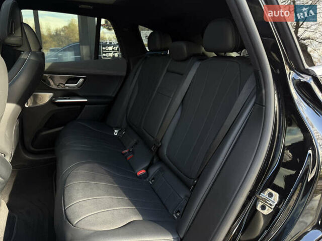 Черный Мерседес EQE SUV, объемом двигателя 0 л и пробегом 23 тыс. км за 42300 $, фото 29 на Automoto.ua