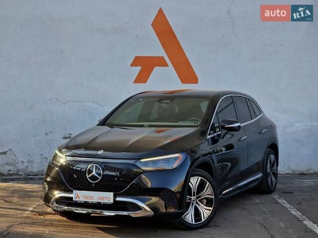 Чорний Мерседес EQE SUV, об'ємом двигуна 0 л та пробігом 28 тис. км за 51990 $, фото 7 на Automoto.ua