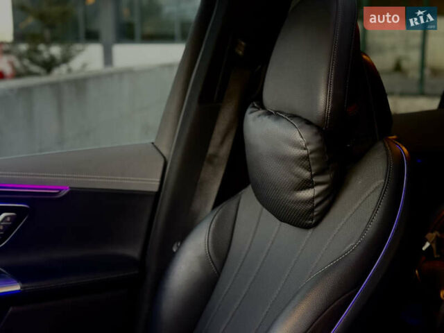 Черный Мерседес EQE SUV, объемом двигателя 0 л и пробегом 22 тыс. км за 49900 $, фото 28 на Automoto.ua