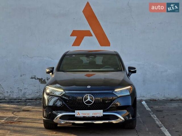 Чорний Мерседес EQE SUV, об'ємом двигуна 0 л та пробігом 28 тис. км за 51990 $, фото 1 на Automoto.ua