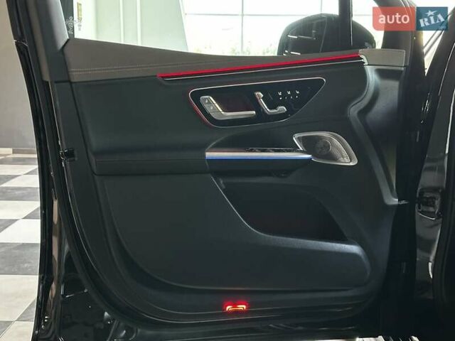 Черный Мерседес EQE SUV, объемом двигателя 0 л и пробегом 2 тыс. км за 63000 $, фото 12 на Automoto.ua