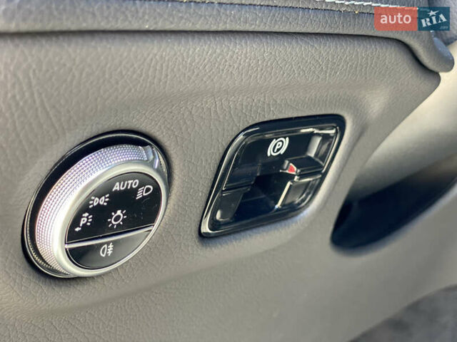 Чорний Мерседес EQE SUV, об'ємом двигуна 0 л та пробігом 20 тис. км за 51500 $, фото 10 на Automoto.ua