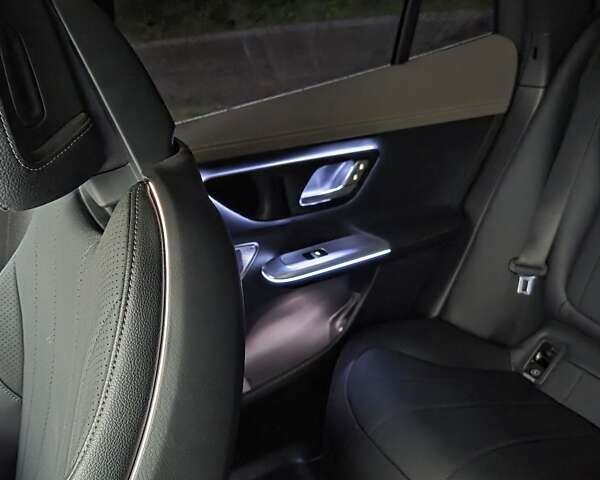 Черный Мерседес EQE SUV, объемом двигателя 0 л и пробегом 9 тыс. км за 46000 $, фото 37 на Automoto.ua