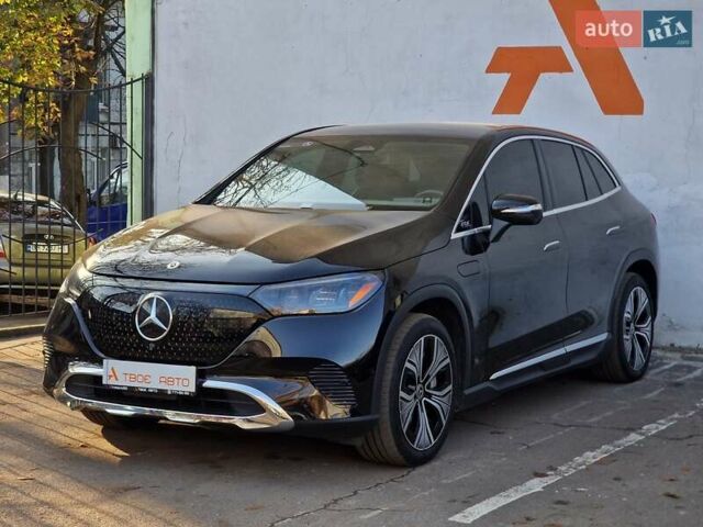 Чорний Мерседес EQE SUV, об'ємом двигуна 0 л та пробігом 28 тис. км за 51990 $, фото 5 на Automoto.ua