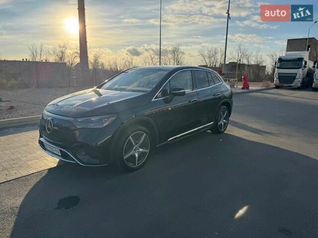 Черный Мерседес EQE SUV, объемом двигателя 0 л и пробегом 25 тыс. км за 51000 $, фото 4 на Automoto.ua