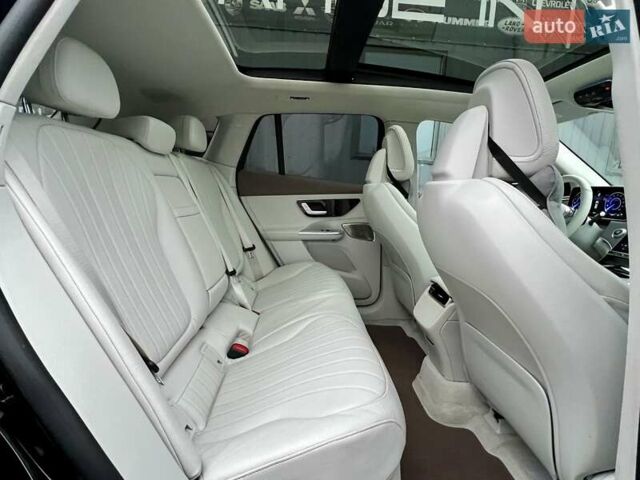 Черный Мерседес EQE SUV, объемом двигателя 0 л и пробегом 2 тыс. км за 54900 $, фото 46 на Automoto.ua