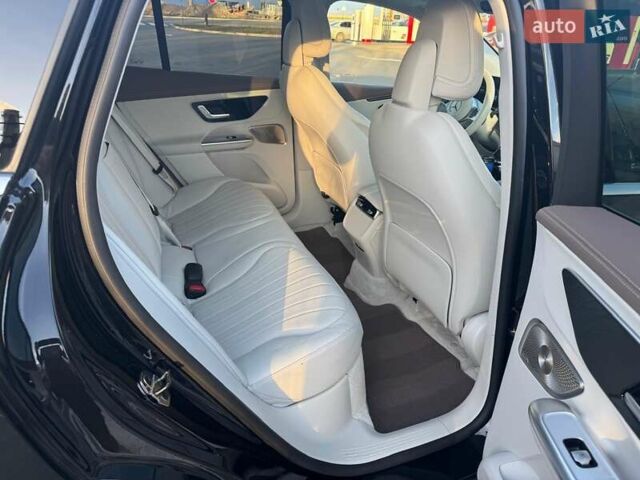 Черный Мерседес EQE SUV, объемом двигателя 0 л и пробегом 25 тыс. км за 51000 $, фото 56 на Automoto.ua