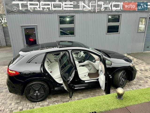 Черный Мерседес EQE SUV, объемом двигателя 0 л и пробегом 2 тыс. км за 54900 $, фото 96 на Automoto.ua
