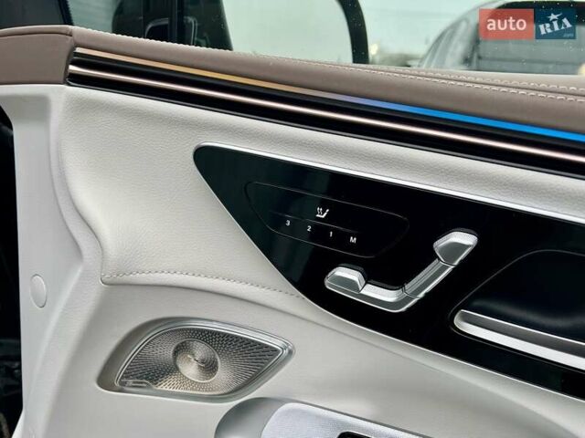 Черный Мерседес EQE SUV, объемом двигателя 0 л и пробегом 2 тыс. км за 54900 $, фото 52 на Automoto.ua