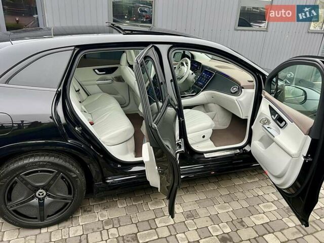 Черный Мерседес EQE SUV, объемом двигателя 0 л и пробегом 2 тыс. км за 54900 $, фото 98 на Automoto.ua