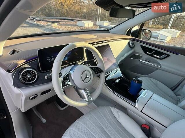 Черный Мерседес EQE SUV, объемом двигателя 0 л и пробегом 25 тыс. км за 51000 $, фото 34 на Automoto.ua
