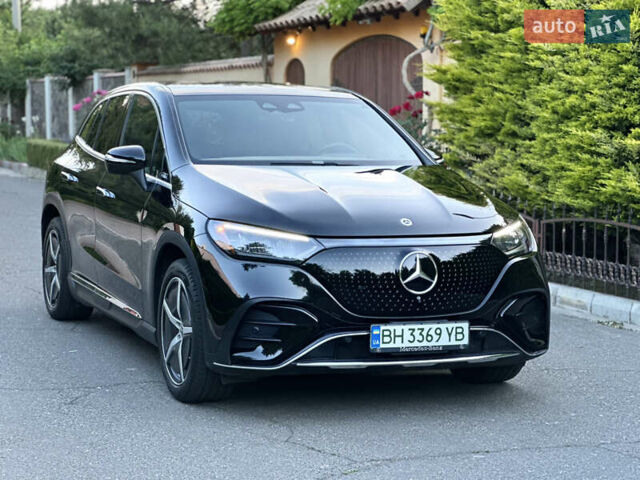 Черный Мерседес EQE SUV, объемом двигателя 0 л и пробегом 28 тыс. км за 56000 $, фото 5 на Automoto.ua