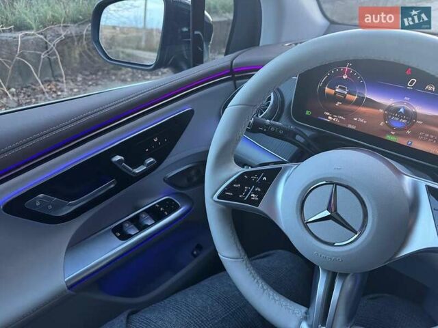 Черный Мерседес EQE SUV, объемом двигателя 0 л и пробегом 25 тыс. км за 51000 $, фото 35 на Automoto.ua