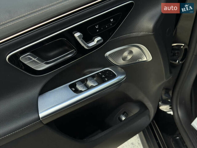 Черный Мерседес EQE SUV, объемом двигателя 0 л и пробегом 23 тыс. км за 42300 $, фото 17 на Automoto.ua