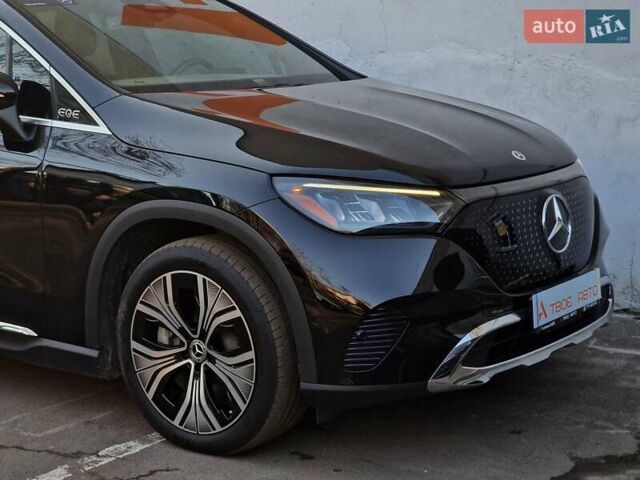 Чорний Мерседес EQE SUV, об'ємом двигуна 0 л та пробігом 28 тис. км за 51990 $, фото 23 на Automoto.ua