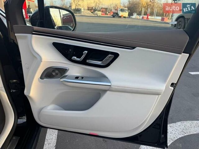 Черный Мерседес EQE SUV, объемом двигателя 0 л и пробегом 25 тыс. км за 51000 $, фото 45 на Automoto.ua