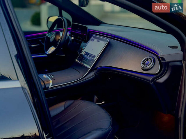 Черный Мерседес EQE SUV, объемом двигателя 0 л и пробегом 22 тыс. км за 49900 $, фото 12 на Automoto.ua