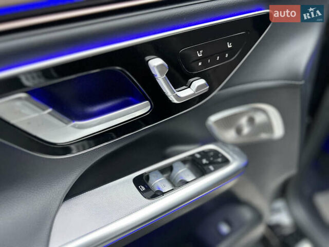 Чорний Мерседес EQE SUV, об'ємом двигуна 0 л та пробігом 12 тис. км за 54000 $, фото 28 на Automoto.ua