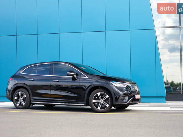 Черный Мерседес EQE SUV, объемом двигателя 0 л и пробегом 15 тыс. км за 47900 $, фото 4 на Automoto.ua